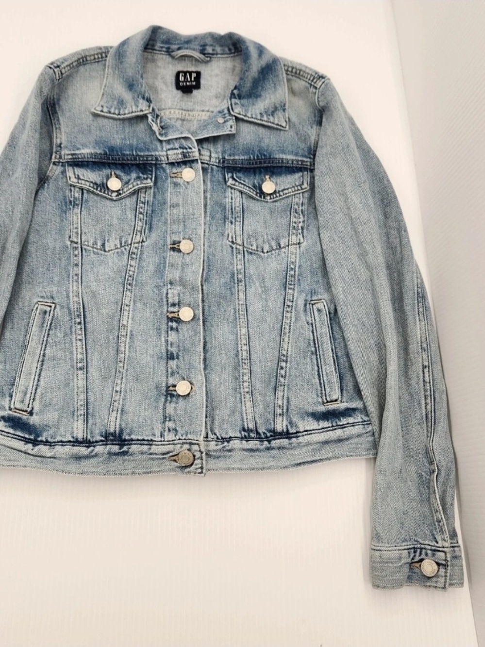 GAP Light Blue Denim Jacket - Women's - Picture 2 of 9
